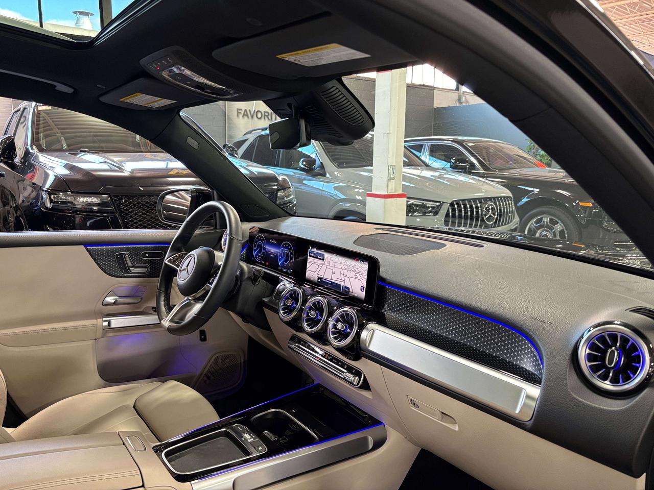 2024 Mercedes-Benz EQB EQB300|4MATIC|CREAMLEATHER|CLUSTERNAV|DUALROOF|+++ Photo