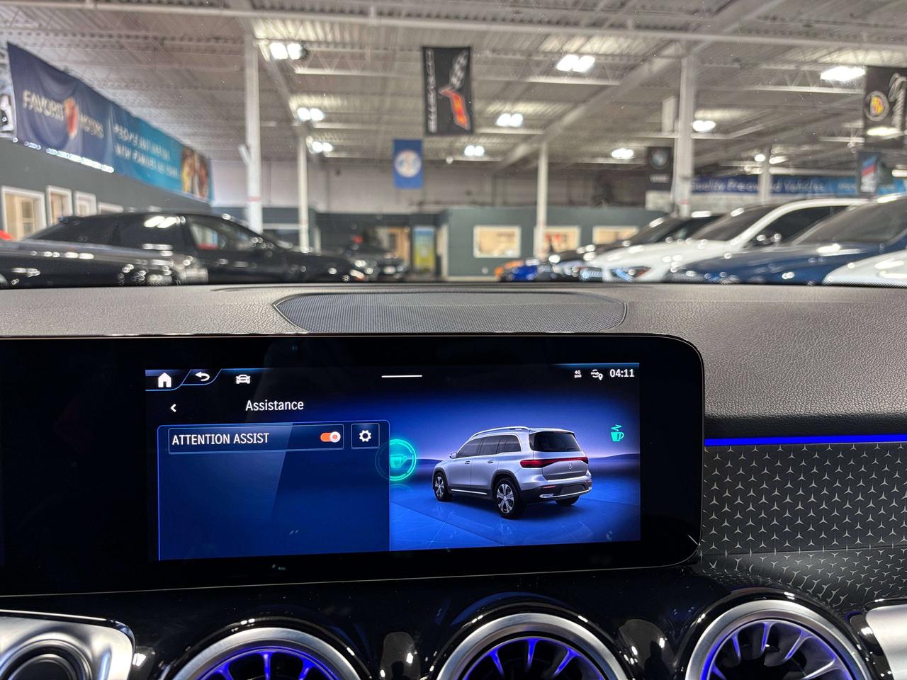 2024 Mercedes-Benz EQB EQB300|4MATIC|CREAMLEATHER|CLUSTERNAV|DUALROOF|+++ Photo