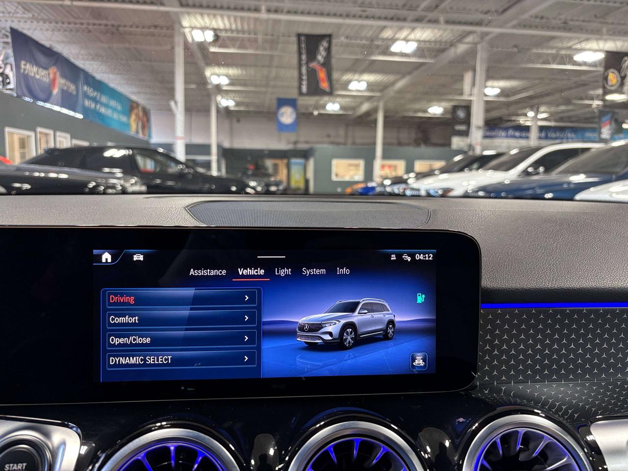 2024 Mercedes-Benz EQB EQB300|4MATIC|CREAMLEATHER|CLUSTERNAV|DUALROOF|+++ Photo