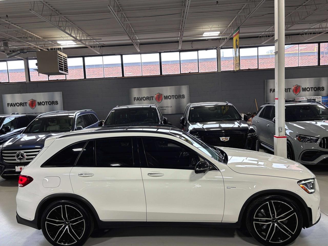 2020 Mercedes-Benz GLC GLC43 AMG|BITURBO|4MATIC|REDLEATHER|WOOD|BURMESTER Photo