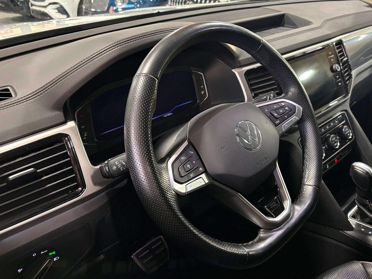 2023 Volkswagen Atlas R-Line|4MOTION|NAV|FENDERAUDIO|7PASS|LEATHER|PANO| Photo