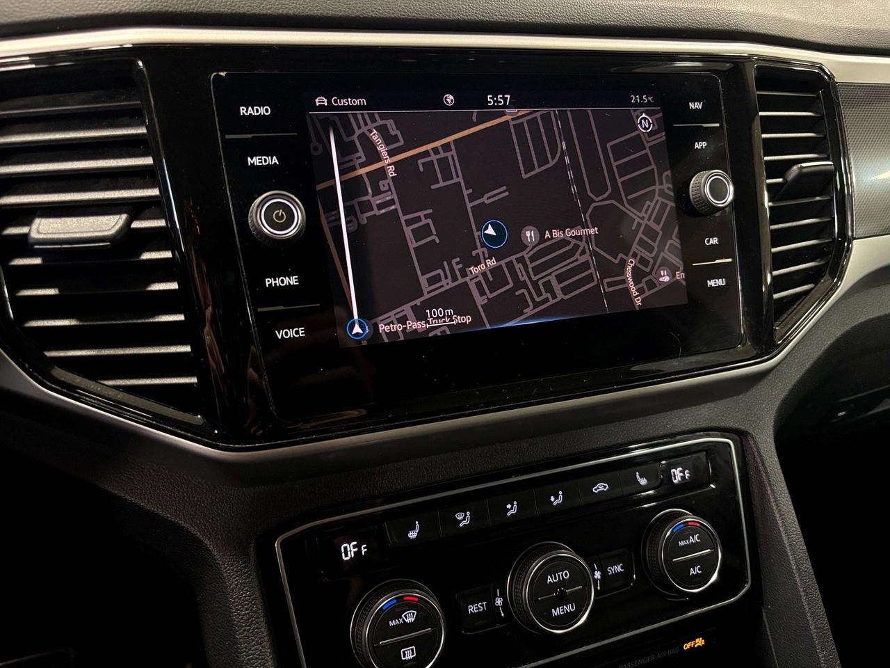 2023 Volkswagen Atlas R-Line|4MOTION|NAV|FENDERAUDIO|7PASS|LEATHER|PANO| Photo