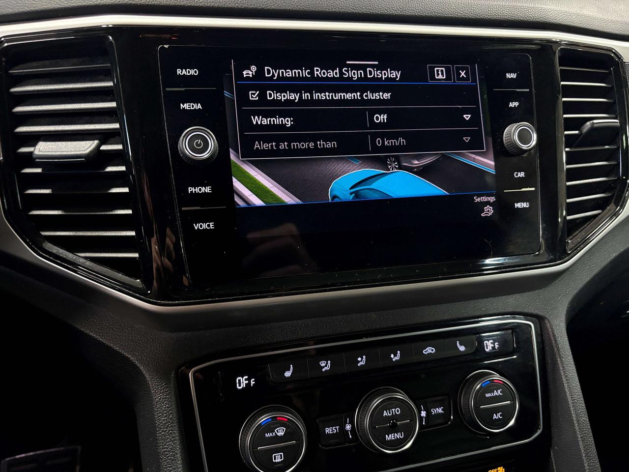 2023 Volkswagen Atlas R-Line|4MOTION|NAV|FENDERAUDIO|7PASS|LEATHER|PANO| Photo