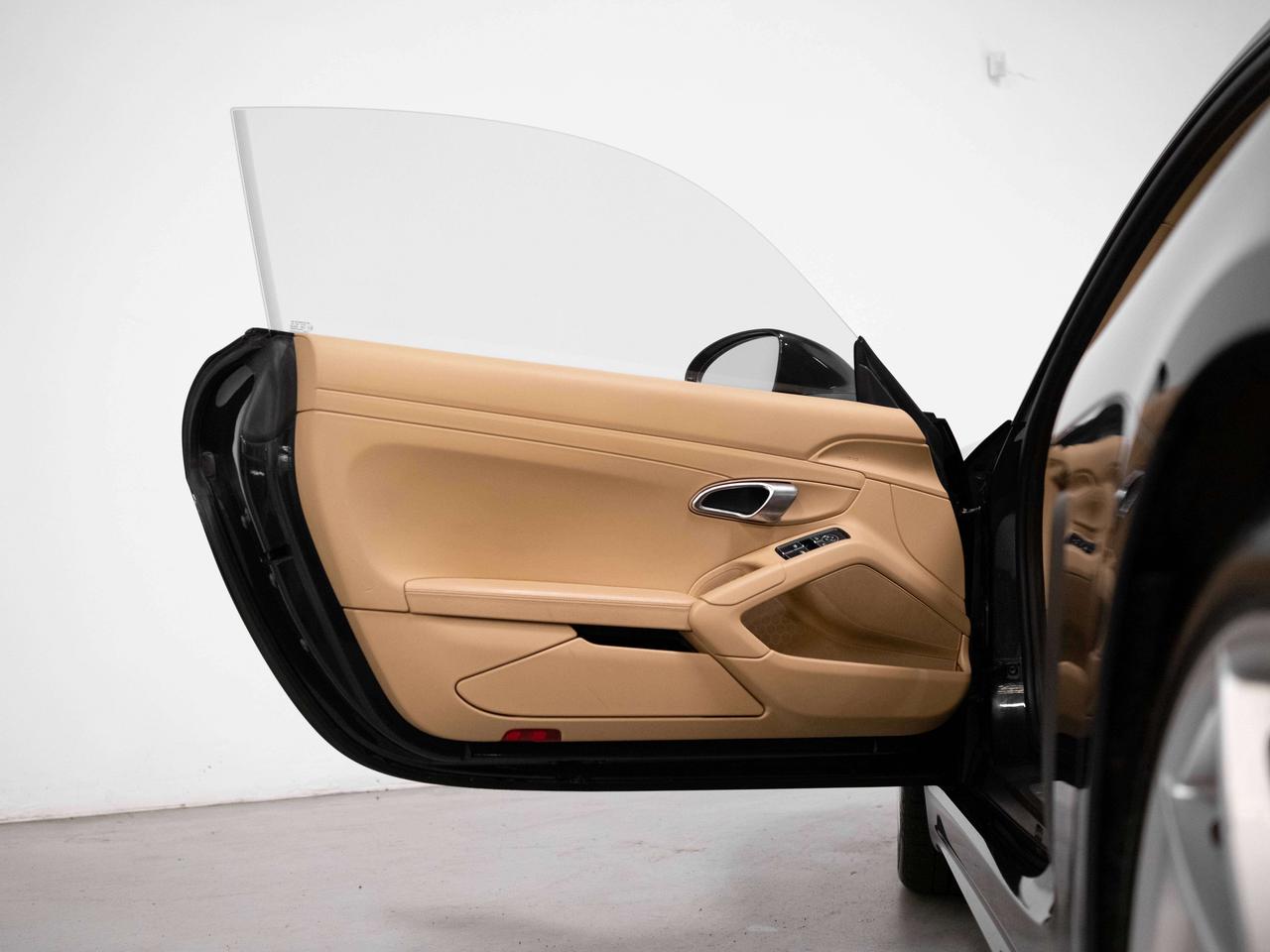 2017 Porsche 718 Cayman S | MANUAL Photo