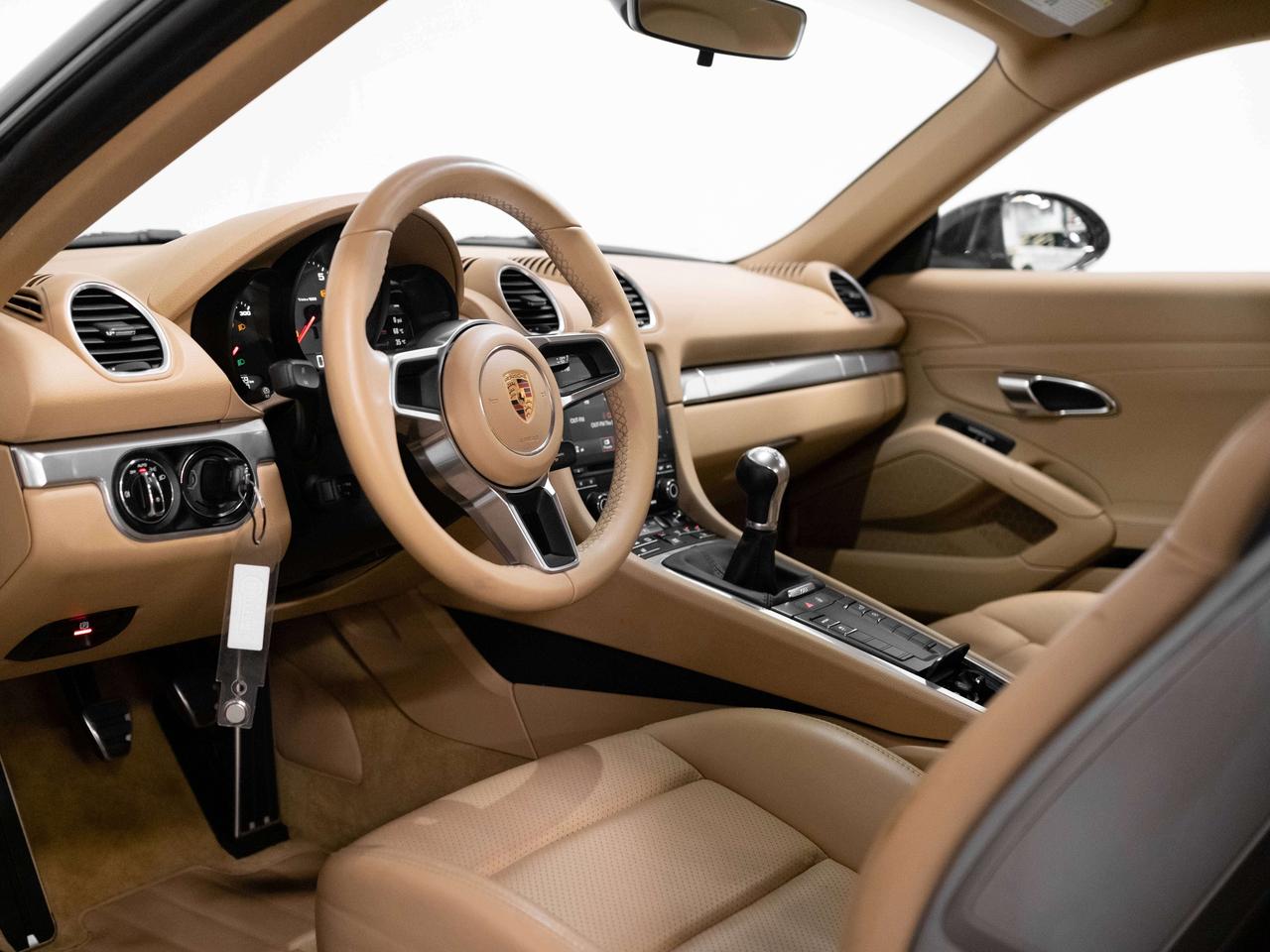 2017 Porsche 718 Cayman S | MANUAL Photo