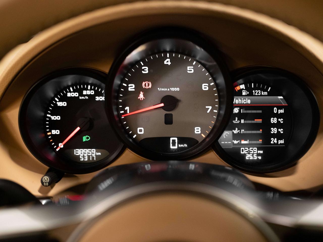 2017 Porsche 718 Cayman S | MANUAL Photo