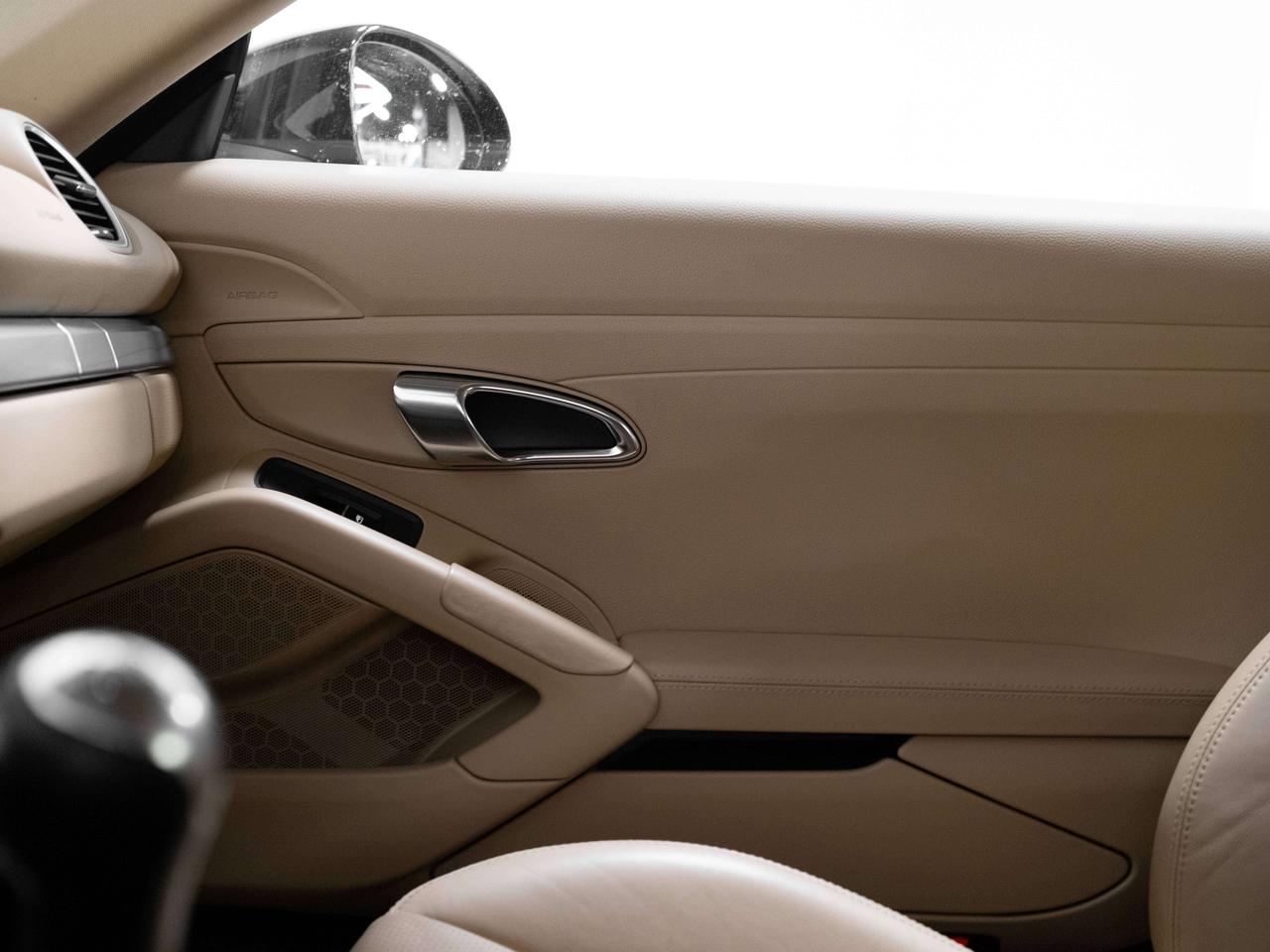 2017 Porsche 718 Cayman S | MANUAL Photo