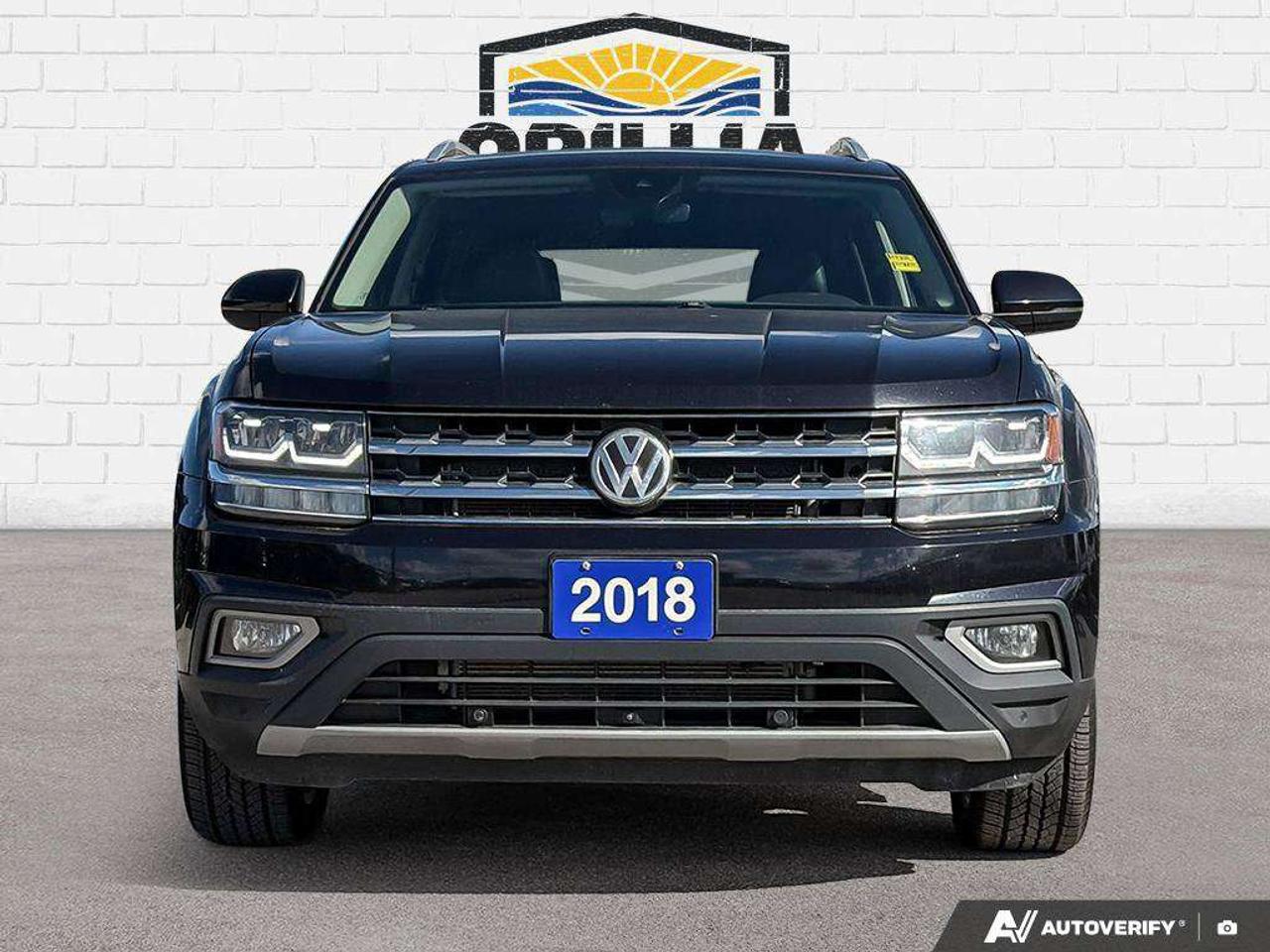 2018 Volkswagen Atlas Execline | Sunroof | Heated Seats Photo