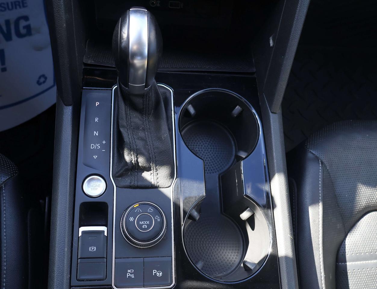 2018 Volkswagen Atlas Execline | Sunroof | Heated Seats Photo