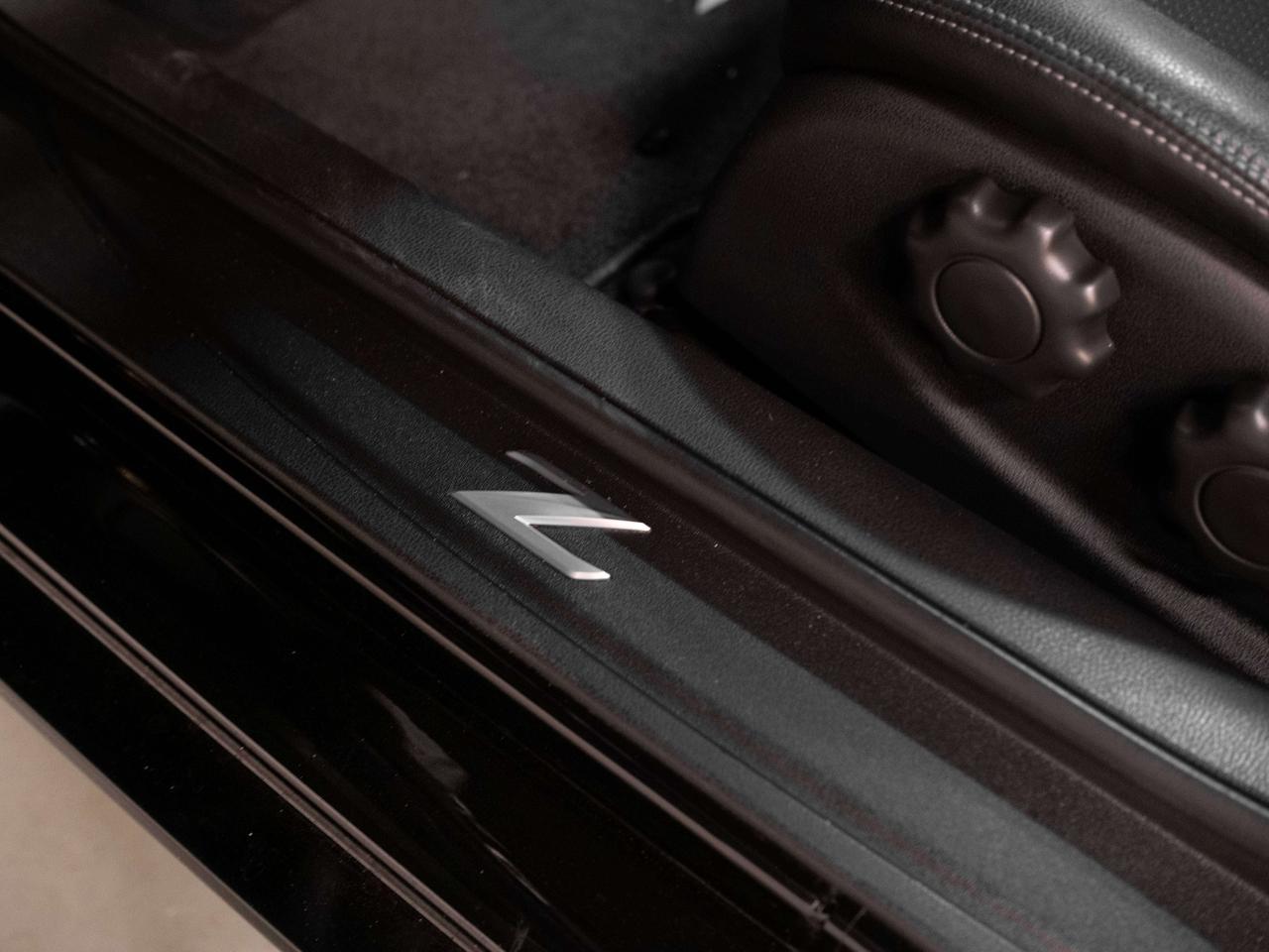 2016 Nissan 370Z BOSE | NAV Photo