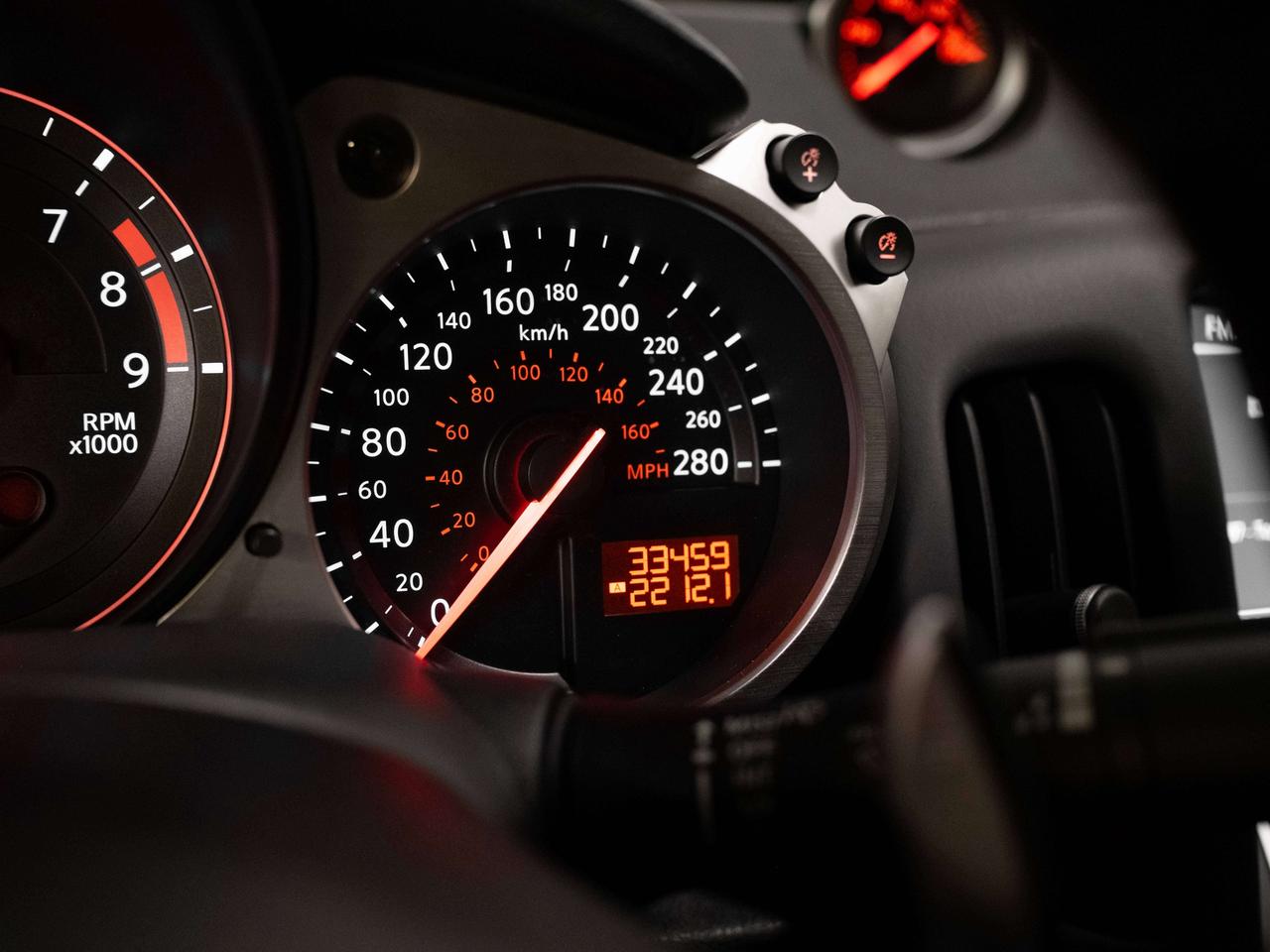 2016 Nissan 370Z BOSE | NAV Photo