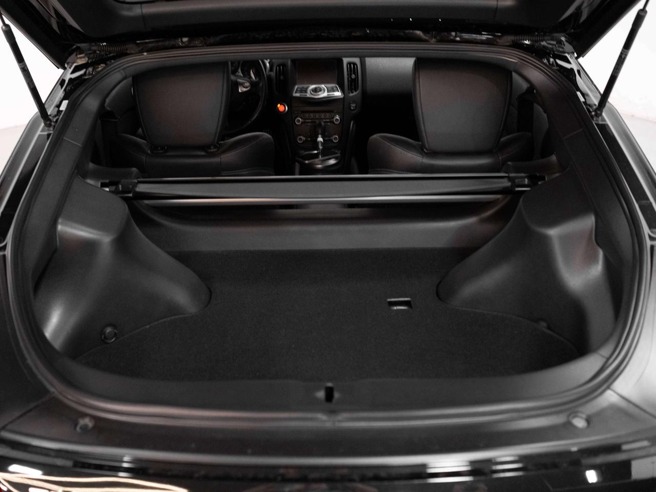 2016 Nissan 370Z BOSE | NAV Photo