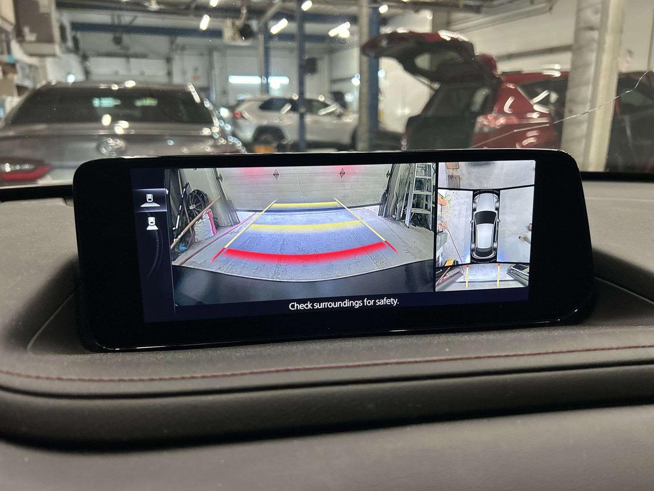 2025 Mazda CX-30 GT TURBO AWD | 250HP TURBO | RED LEATHER | SUNROOF Photo3