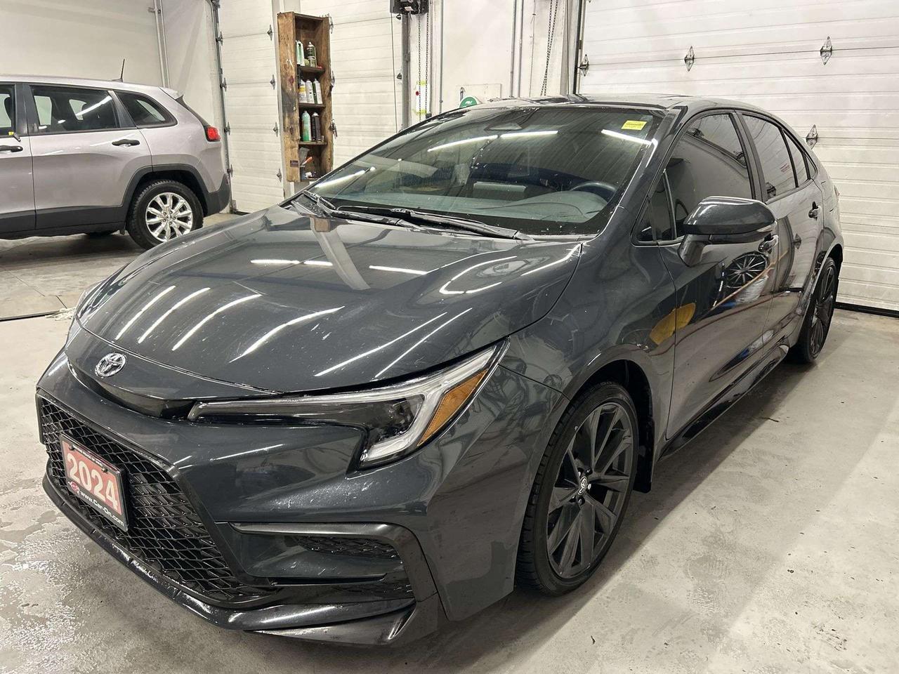 2024 Toyota Corolla SE | LOW KMS! | SUNROOF |HTD SEATS | CARPLAY | A/C Photo