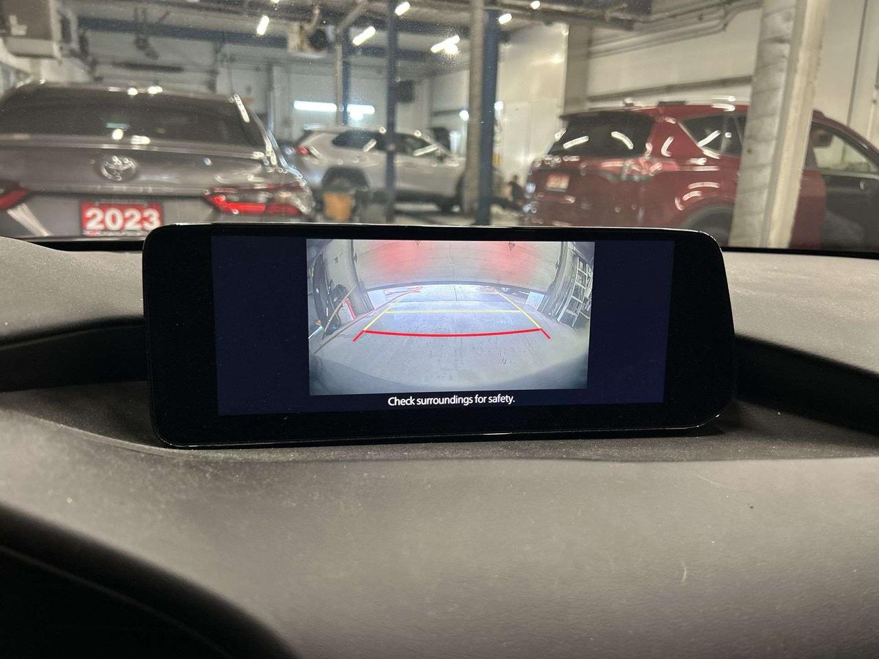 2025 Mazda MAZDA3 GS HATCH | LOW KMS! | HTD SEATS | CARPLAY | ALLOYS Photo2