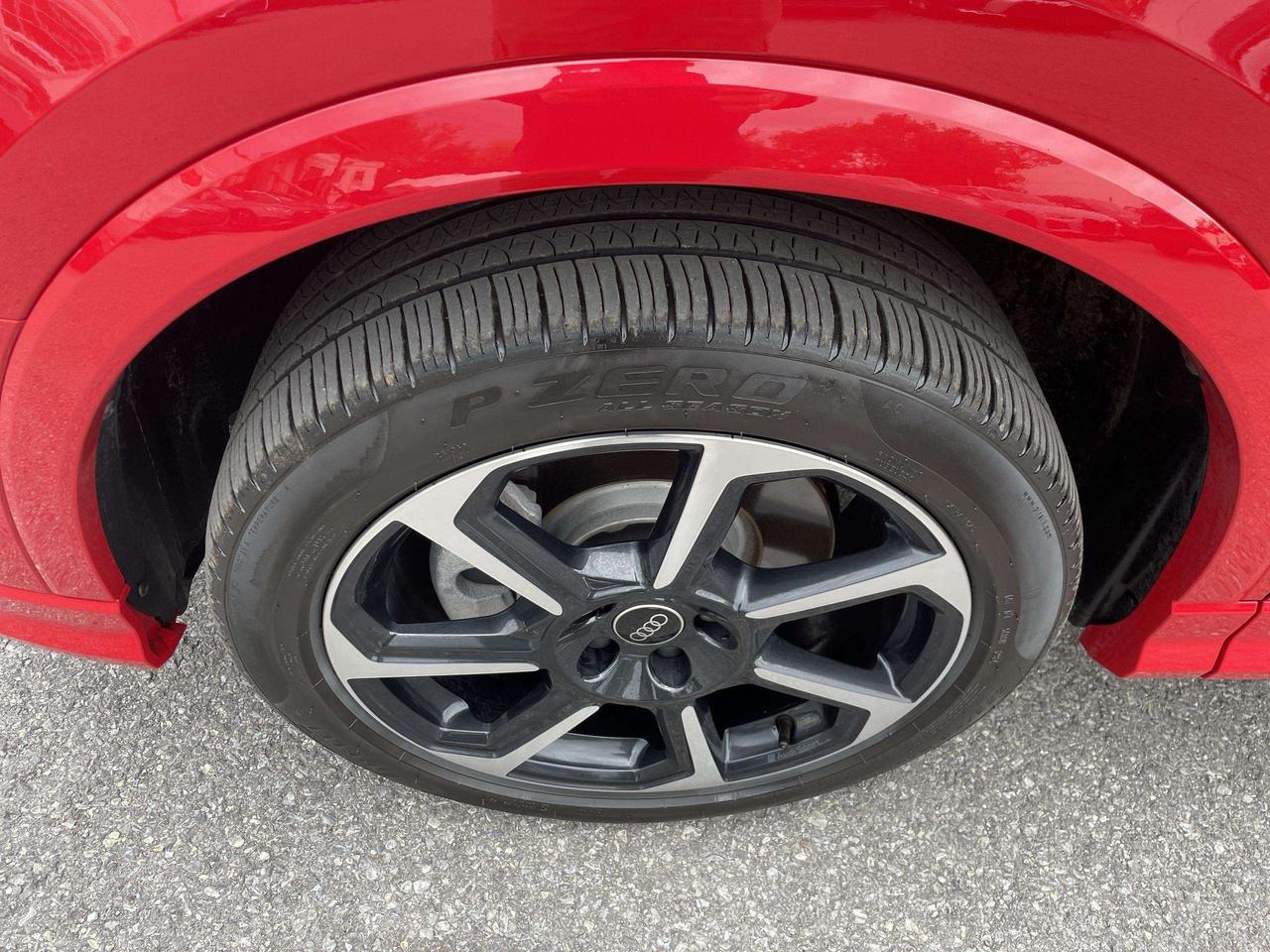 2025 Audi Q3 45 Technik Photo