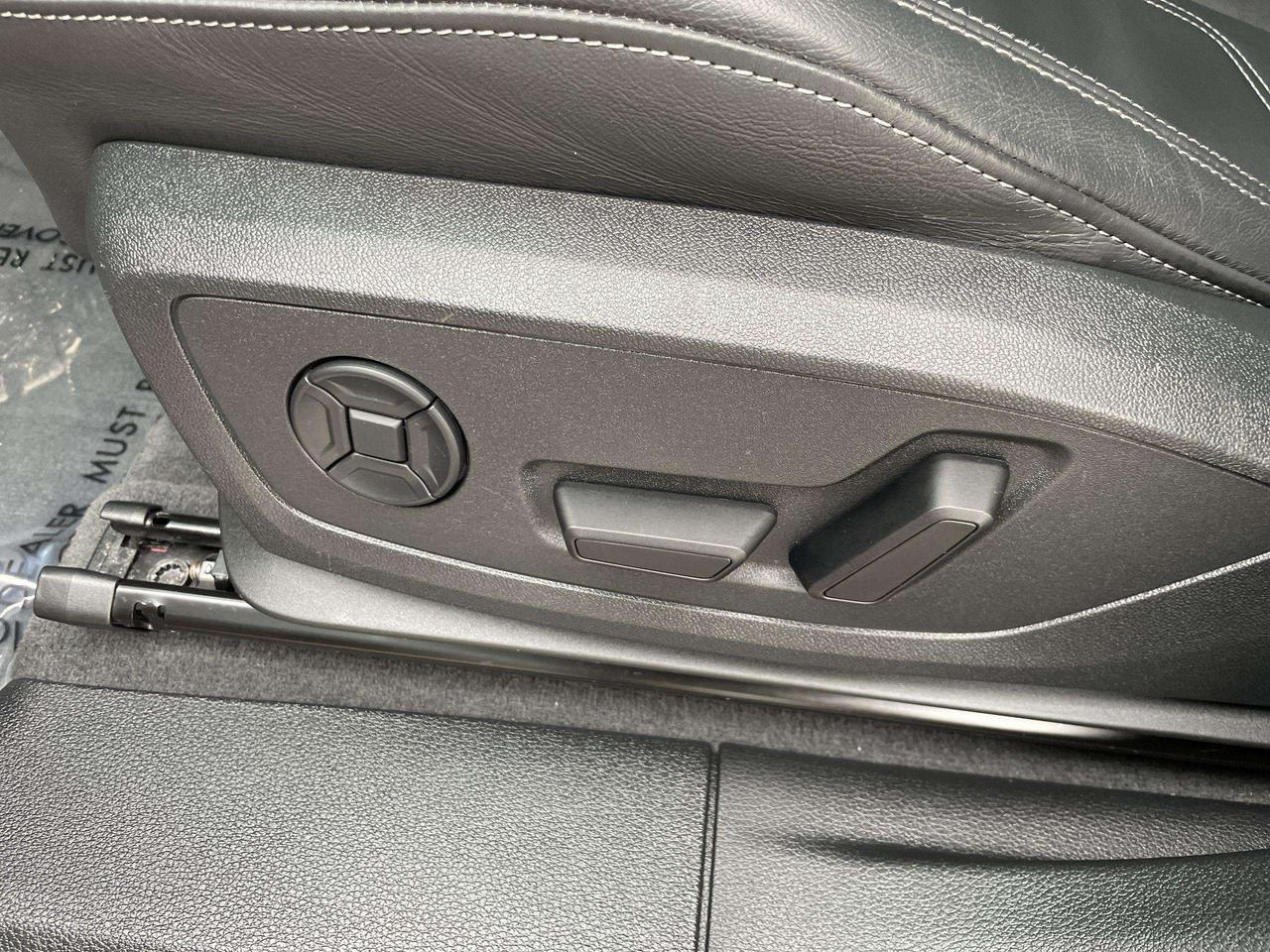 2025 Audi Q3 45 Technik Photo