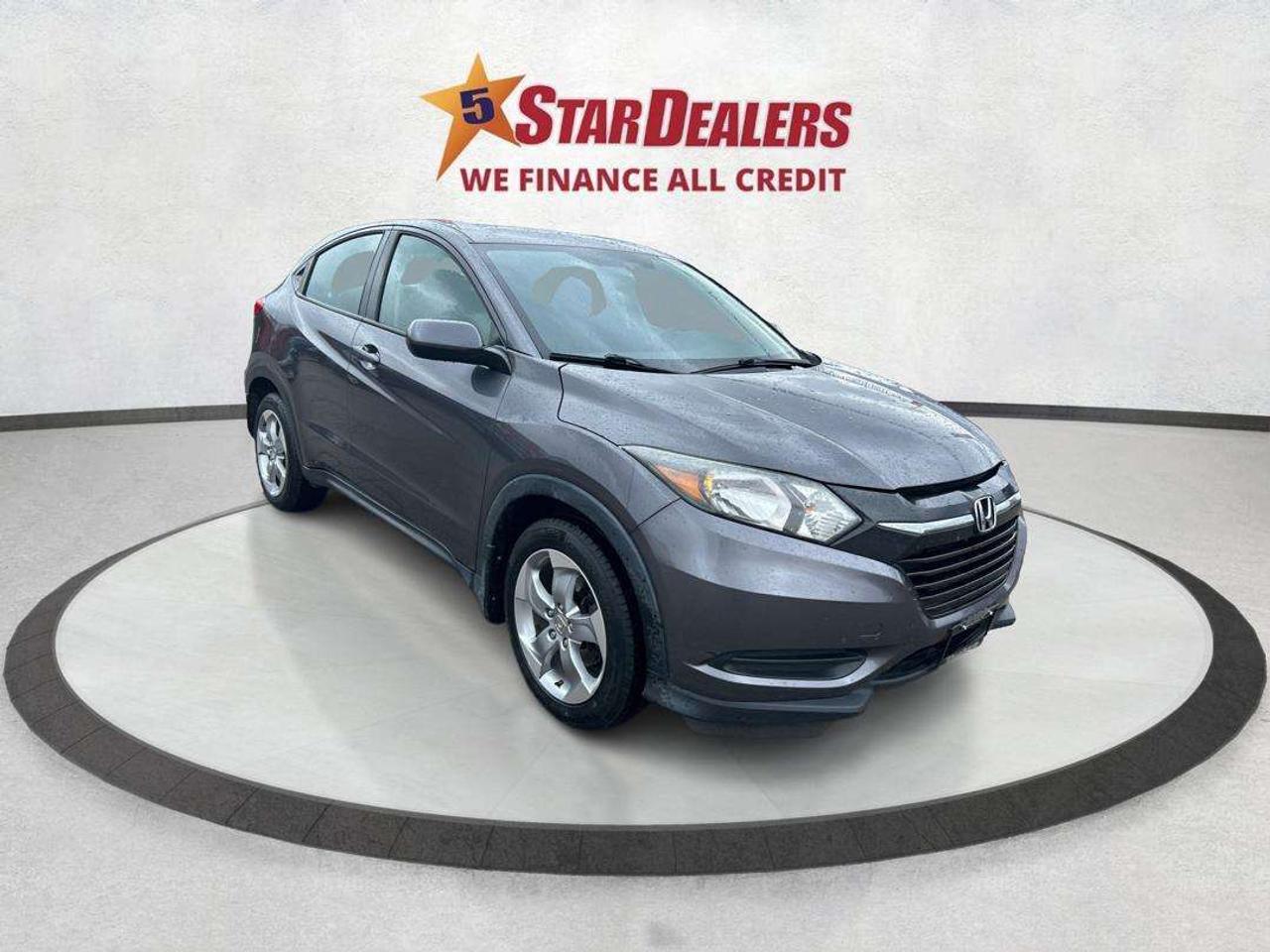2016 Honda HR-V LX/AWD/WINTER-READY/ALLOYS/WE FINANCE ALL CREDIT! Photo0