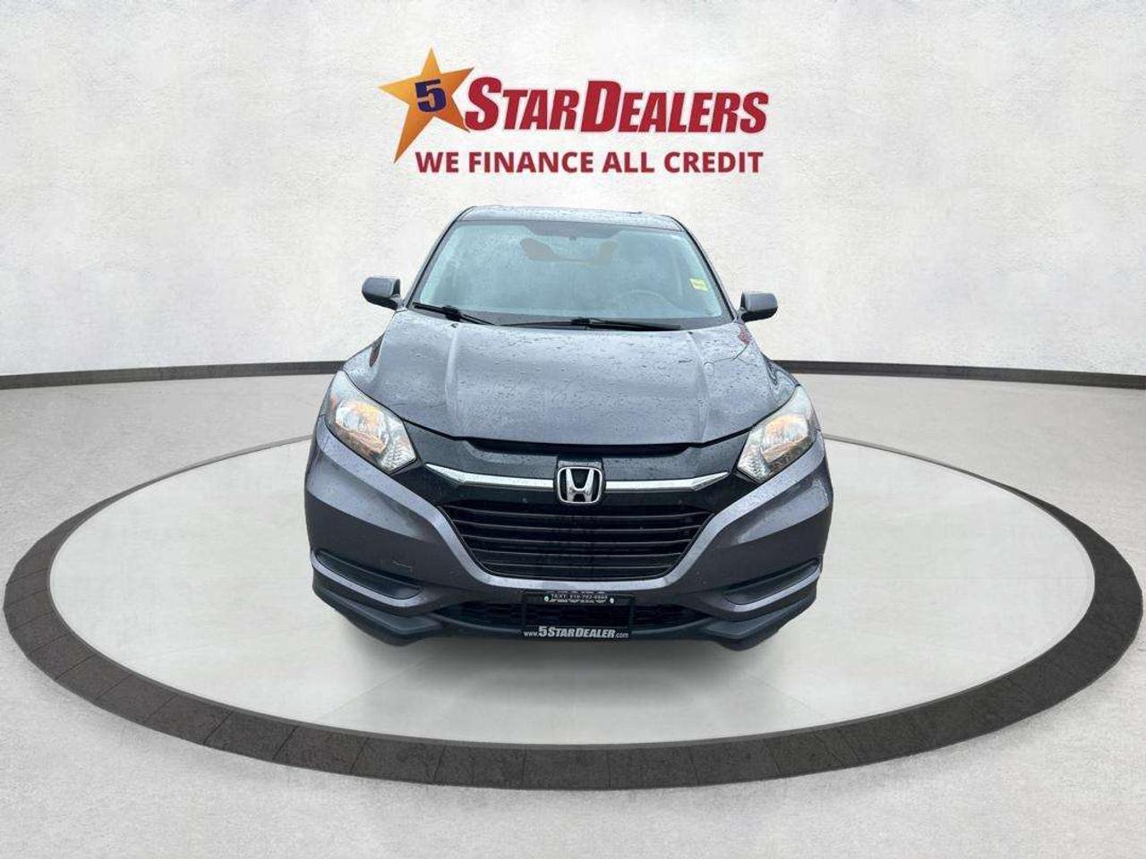 2016 Honda HR-V LX/AWD/WINTER-READY/ALLOYS/WE FINANCE ALL CREDIT! Photo