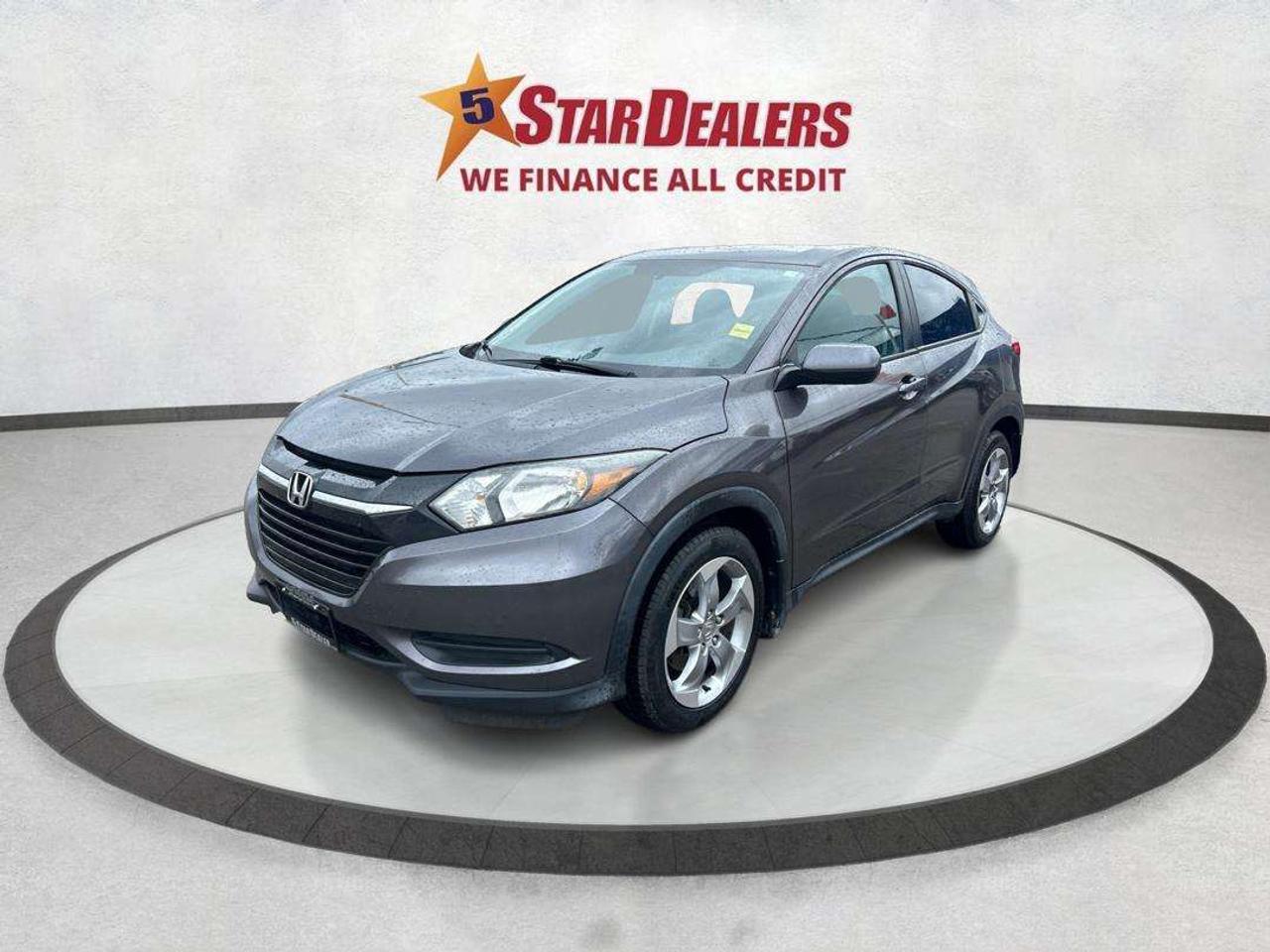 2016 Honda HR-V LX/AWD/WINTER-READY/ALLOYS/WE FINANCE ALL CREDIT! Photo