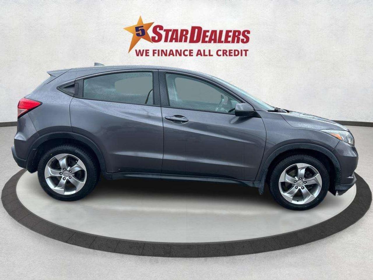 2016 Honda HR-V LX/AWD/WINTER-READY/ALLOYS/WE FINANCE ALL CREDIT! Photo