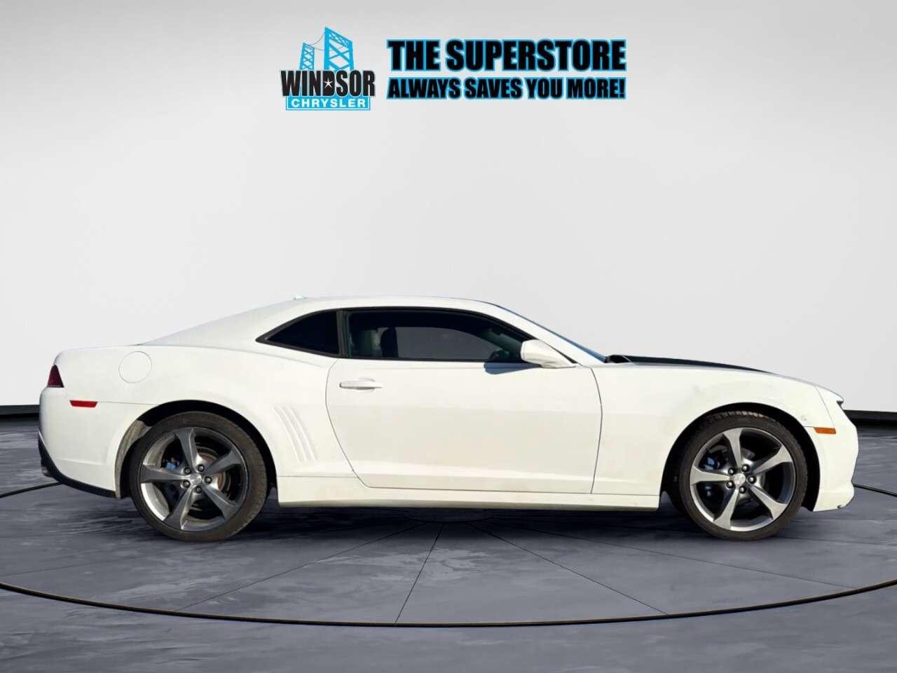 2014 Chevrolet Camaro 2dr Cpe 2LT Photo3