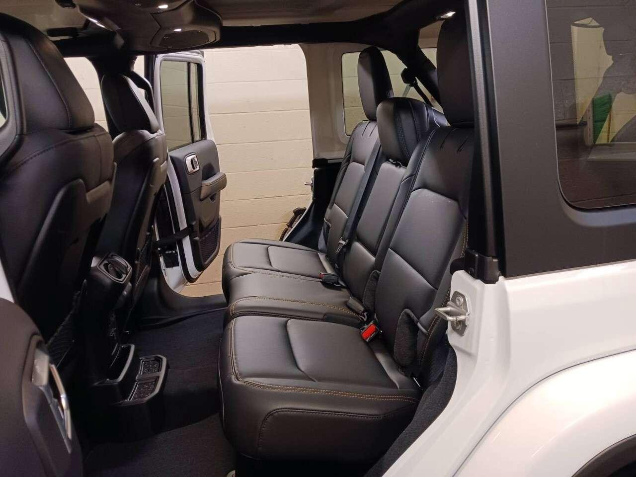 2027 Jeep Wrangler Sahara 4 Door 4x4 Photo