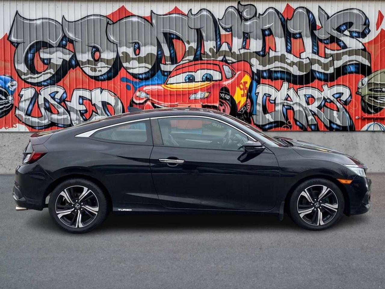 2018 Honda Civic TOURING, LEATHER, REMOTE START, CLEAN CARFAX! Photo