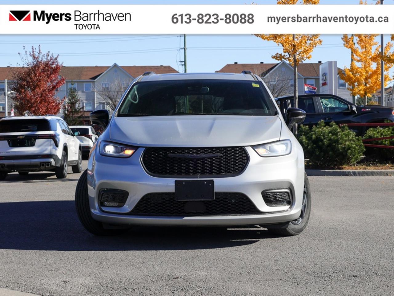 2024 Chrysler Pacifica Hybrid Select  - Hybrid - $330 B/W Photo1