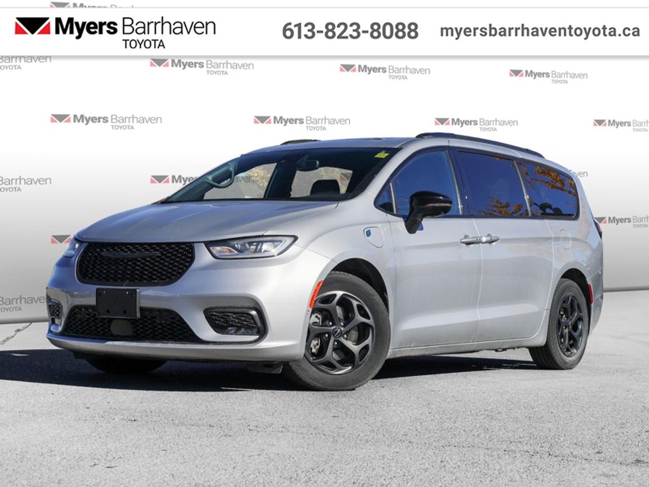 2024 Chrysler Pacifica Hybrid Select  - Hybrid - $330 B/W Photo