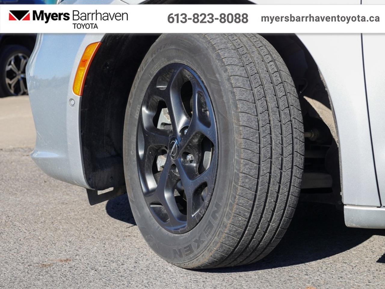 2024 Chrysler Pacifica Hybrid Select  - Hybrid - $330 B/W Photo