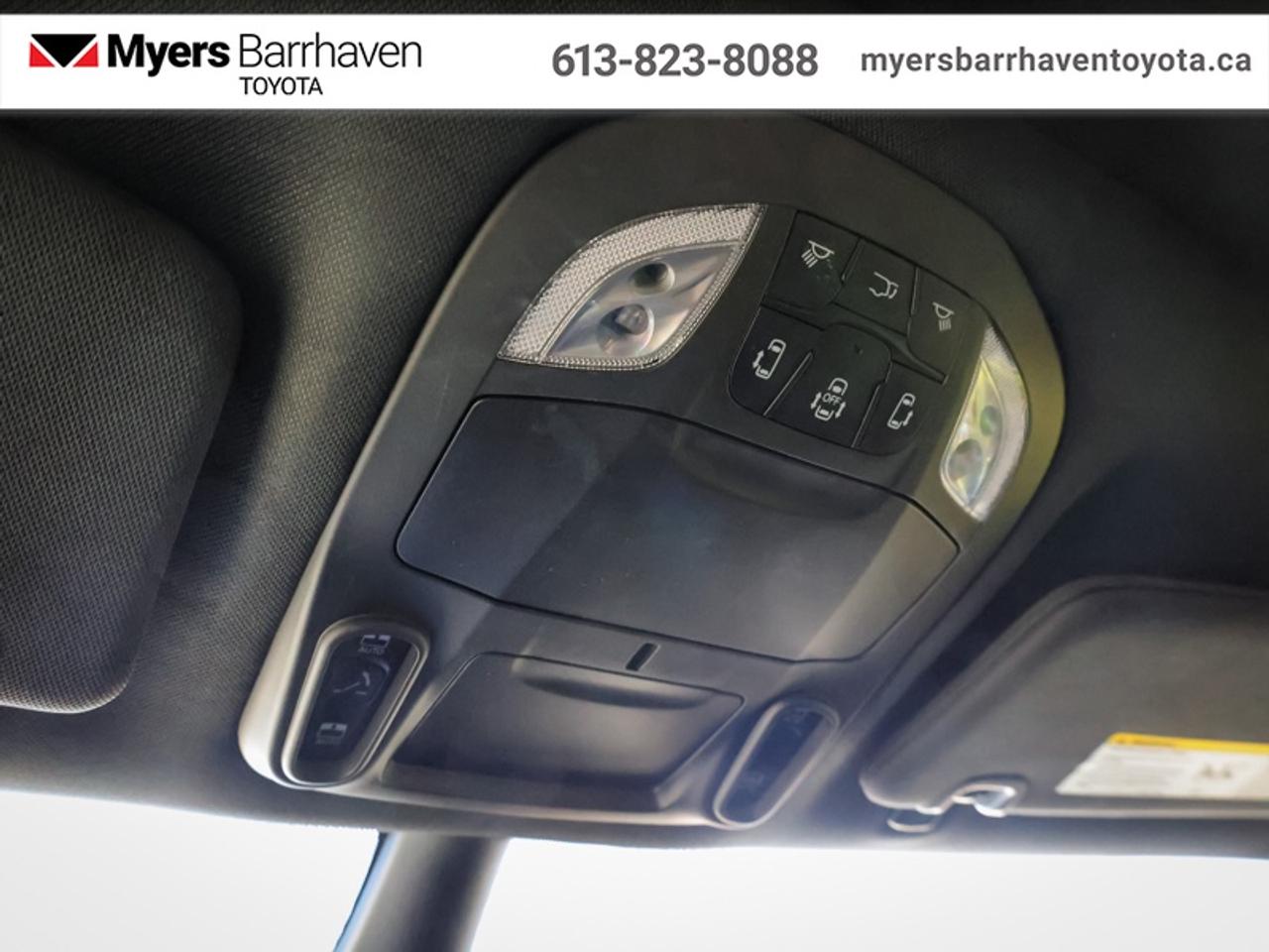 2024 Chrysler Pacifica Hybrid Select  - Hybrid - $330 B/W Photo