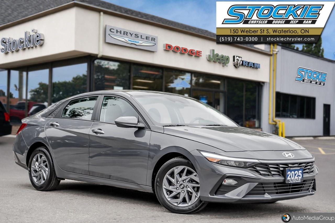 2025 Hyundai Elantra Preferred IVT Photo0