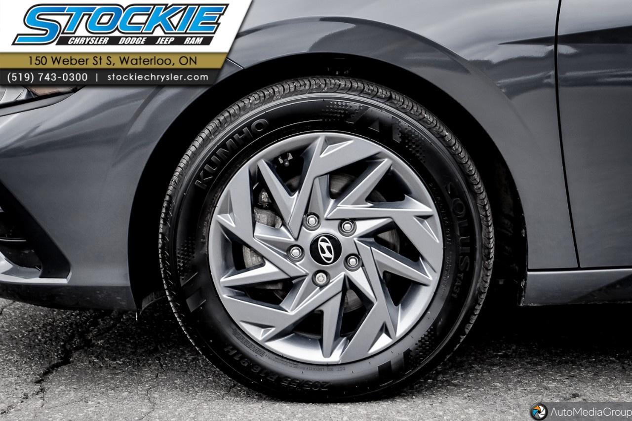 2025 Hyundai Elantra Preferred IVT Photo