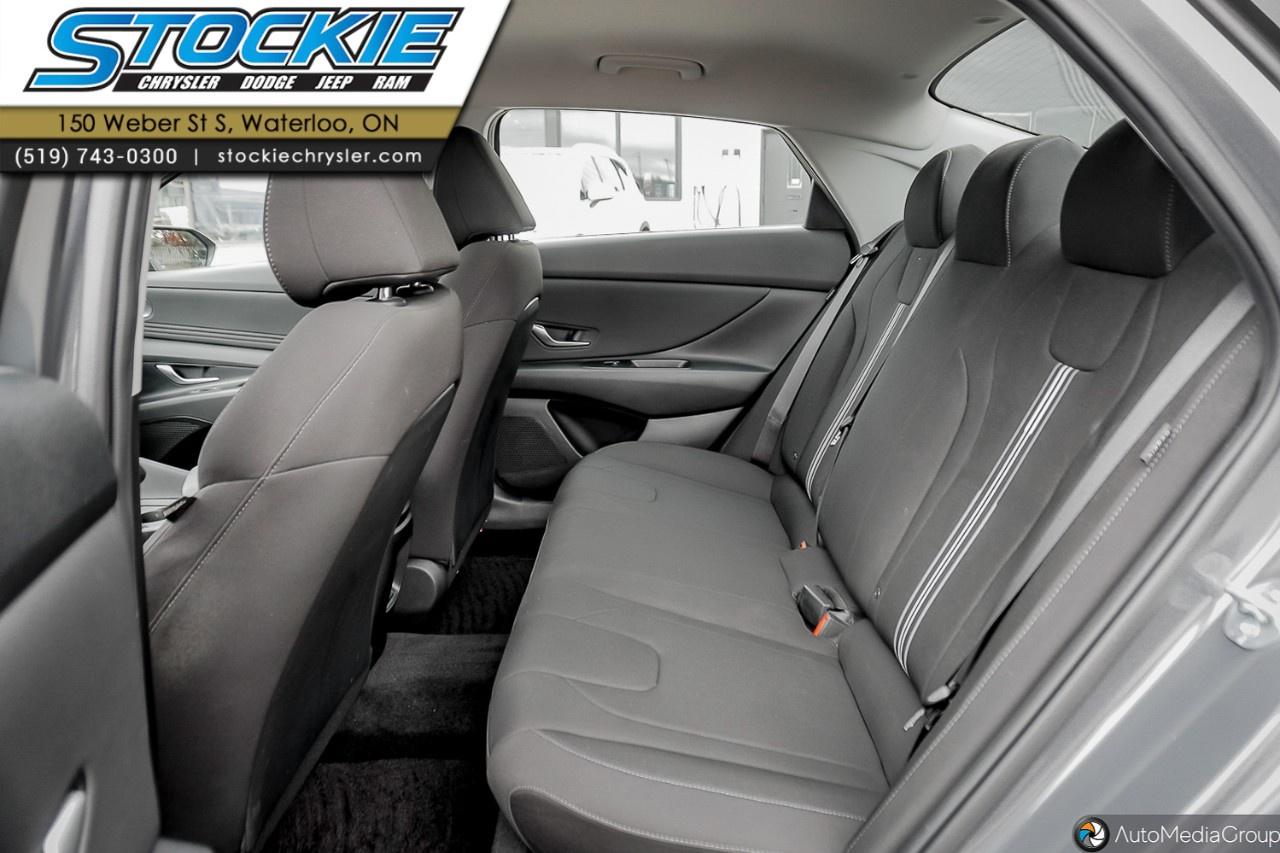 2025 Hyundai Elantra Preferred IVT Photo