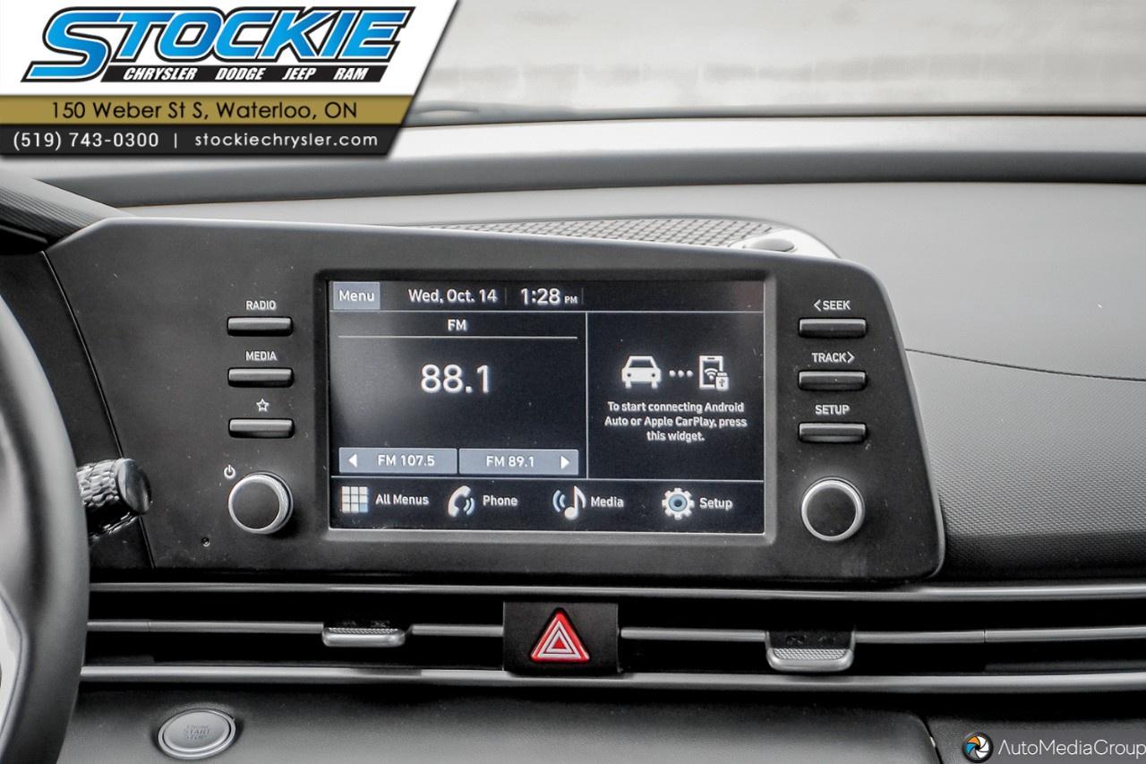 2025 Hyundai Elantra Preferred IVT Photo