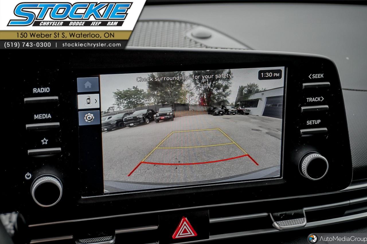 2025 Hyundai Elantra Preferred IVT Photo