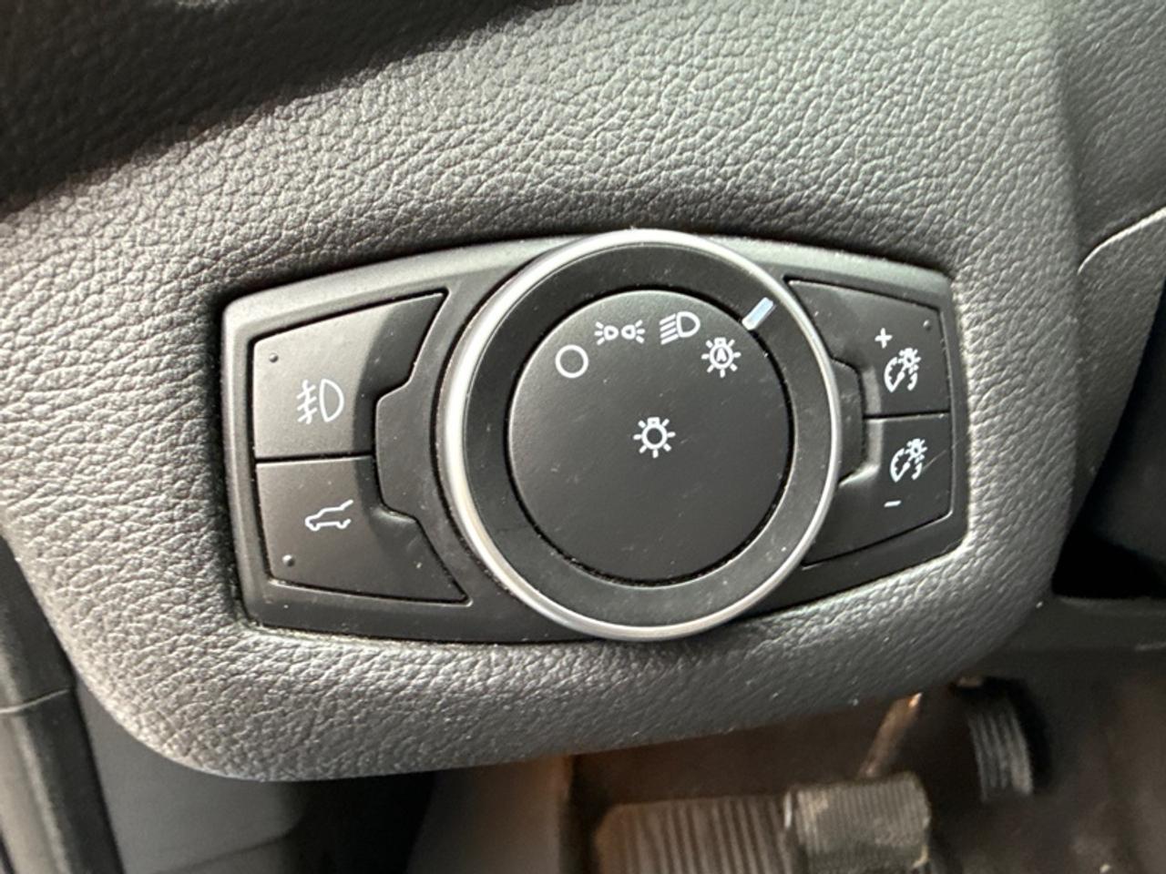 2018 Ford Escape SE  - Bluetooth -  Heated Seats - $151 B/W Photo