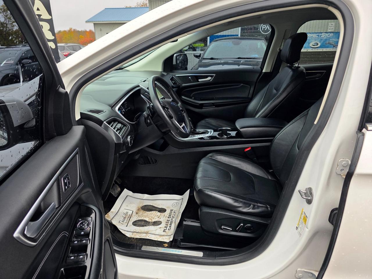 2016 Ford Edge Titanium AWD Photo