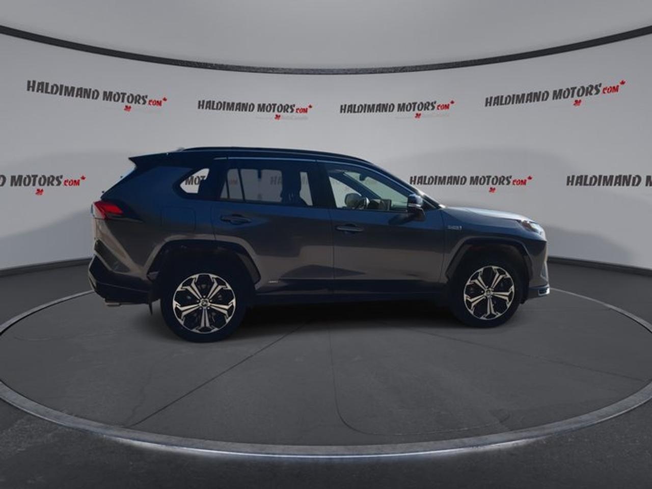 2024 Toyota RAV4 Prime XSE AWD | No Accidents | Sunroof | Heated Steering Photo