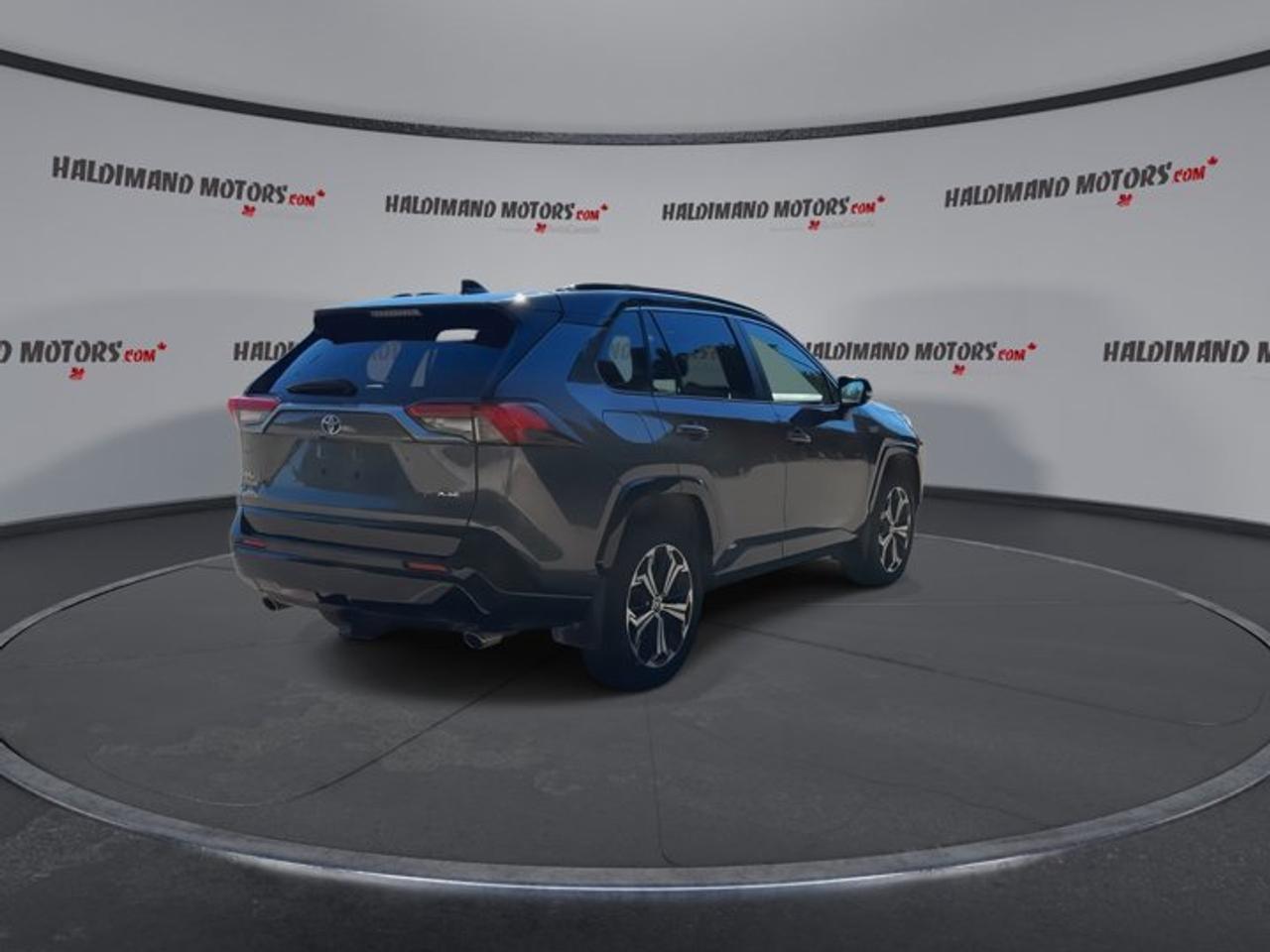 2024 Toyota RAV4 Prime XSE AWD | No Accidents | Sunroof | Heated Steering Photo