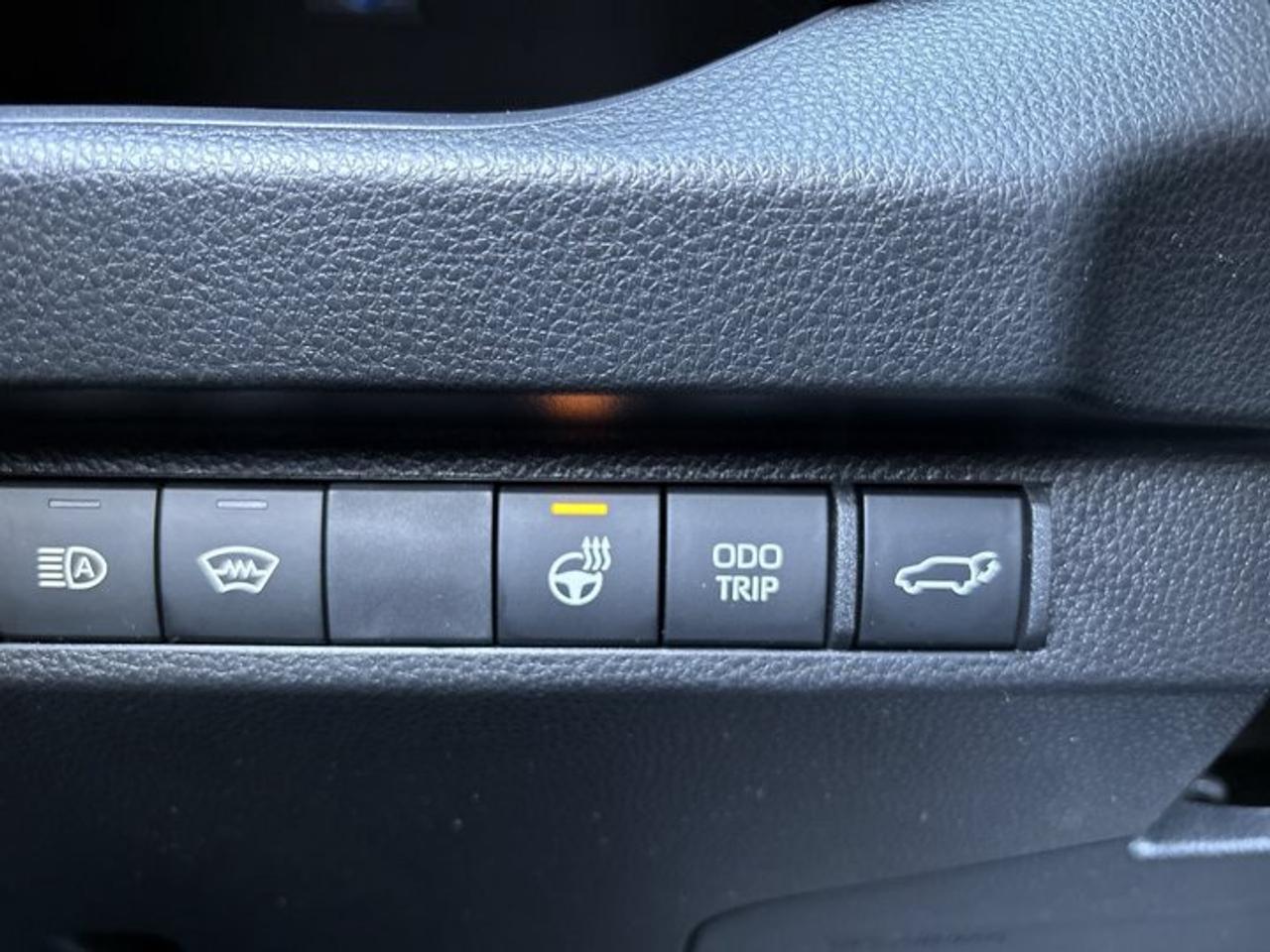 2024 Toyota RAV4 Prime XSE AWD | No Accidents | Sunroof | Heated Steering Photo