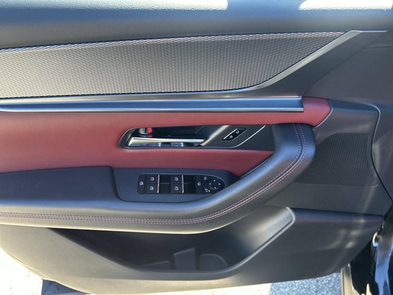 2025 Mazda CX-70 MHEV GT-P AWD | No Accidents | Pano. Sunroof | Heated Steering Photo
