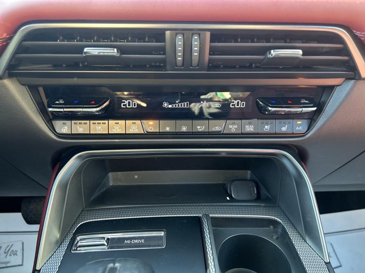 2025 Mazda CX-70 MHEV GT-P AWD | No Accidents | Pano. Sunroof | Heated Steering Photo