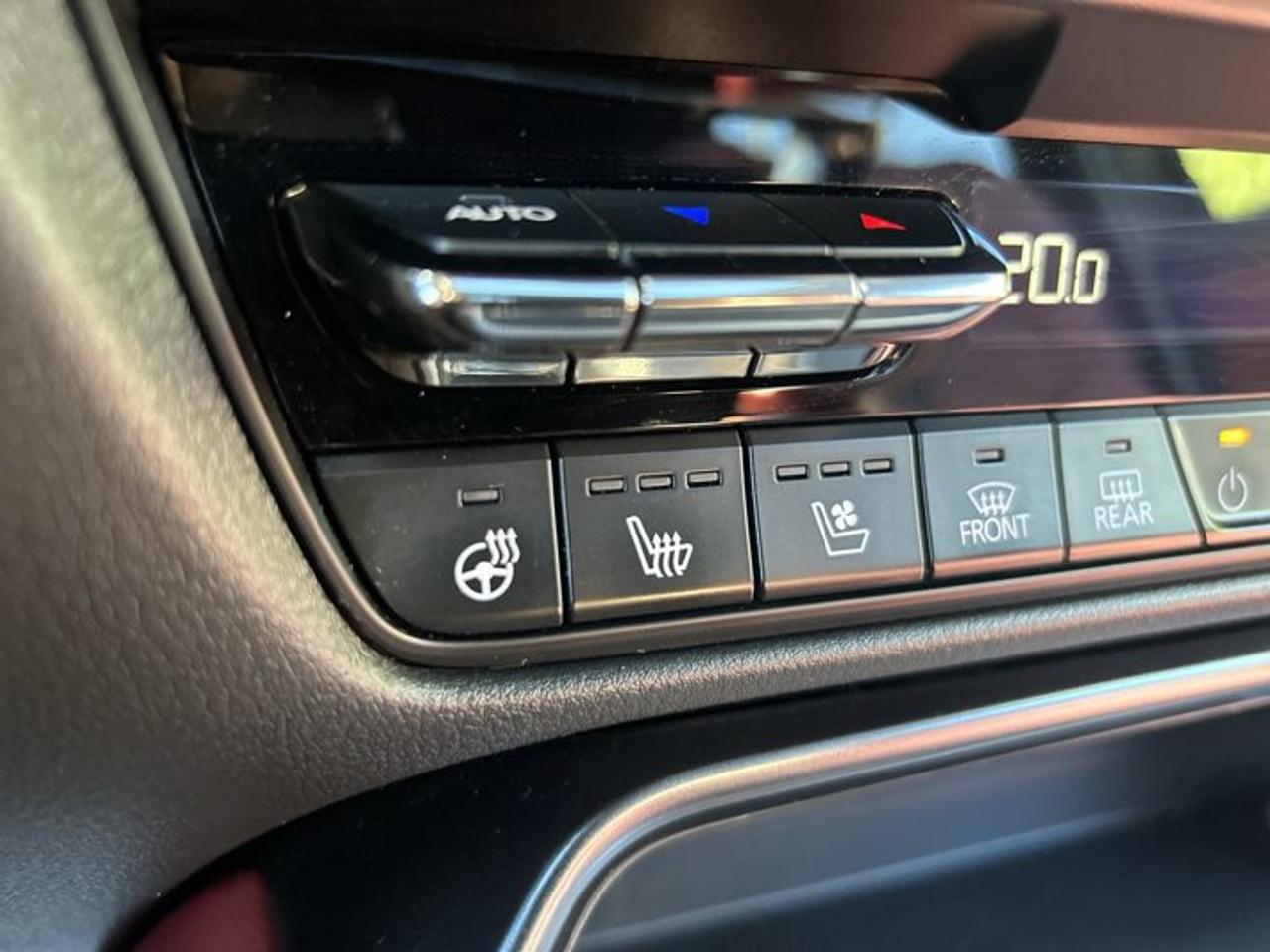 2025 Mazda CX-70 MHEV GT-P AWD | No Accidents | Pano. Sunroof | Heated Steering Photo