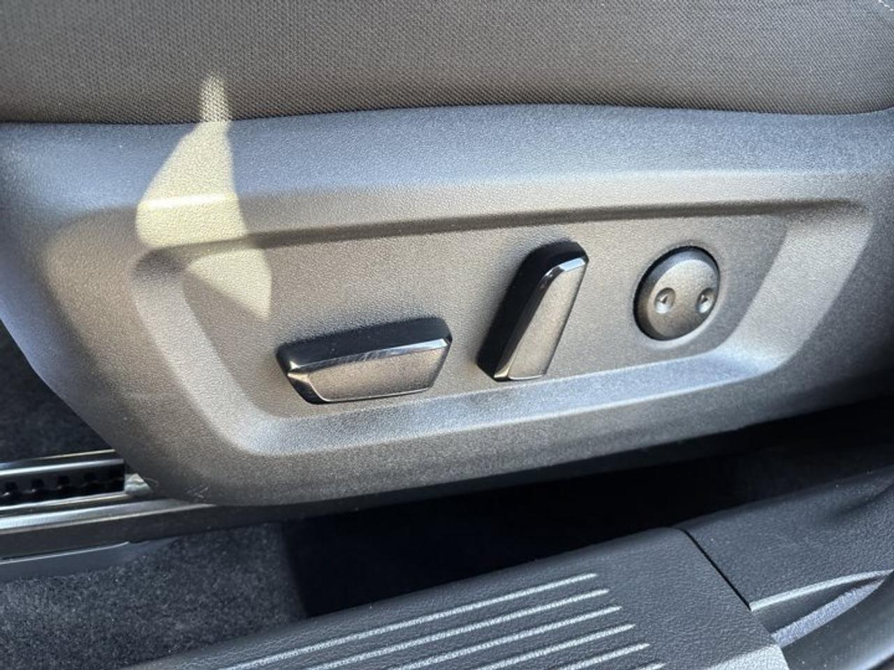 2026 Nissan Rogue SV AWD | No Accidents | Pano. Sunroof | Heated Steering Photo