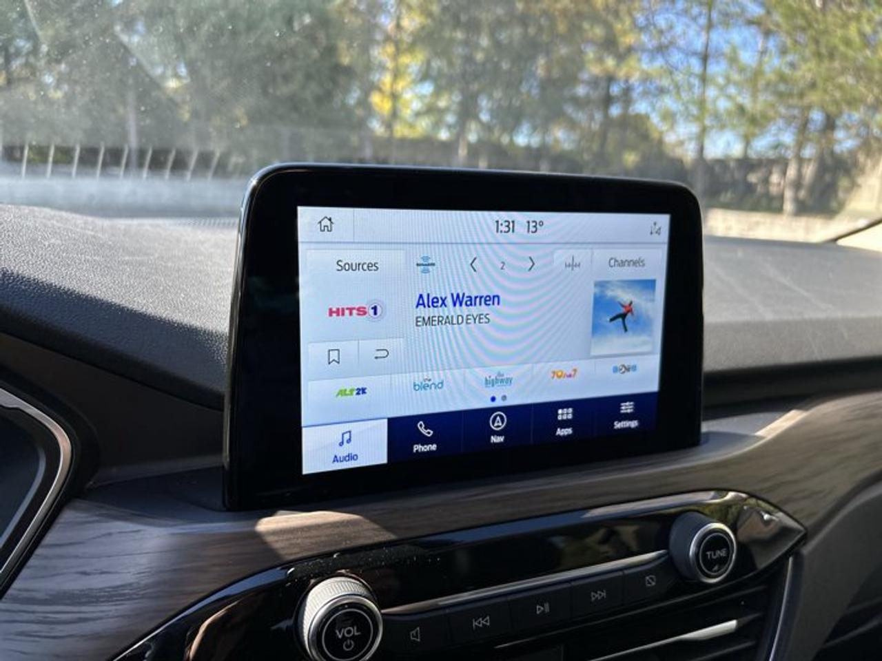 2020 Ford Escape Titanium Hybrid AWD | No Accidents | Pano. Sunroof | Leather Photo