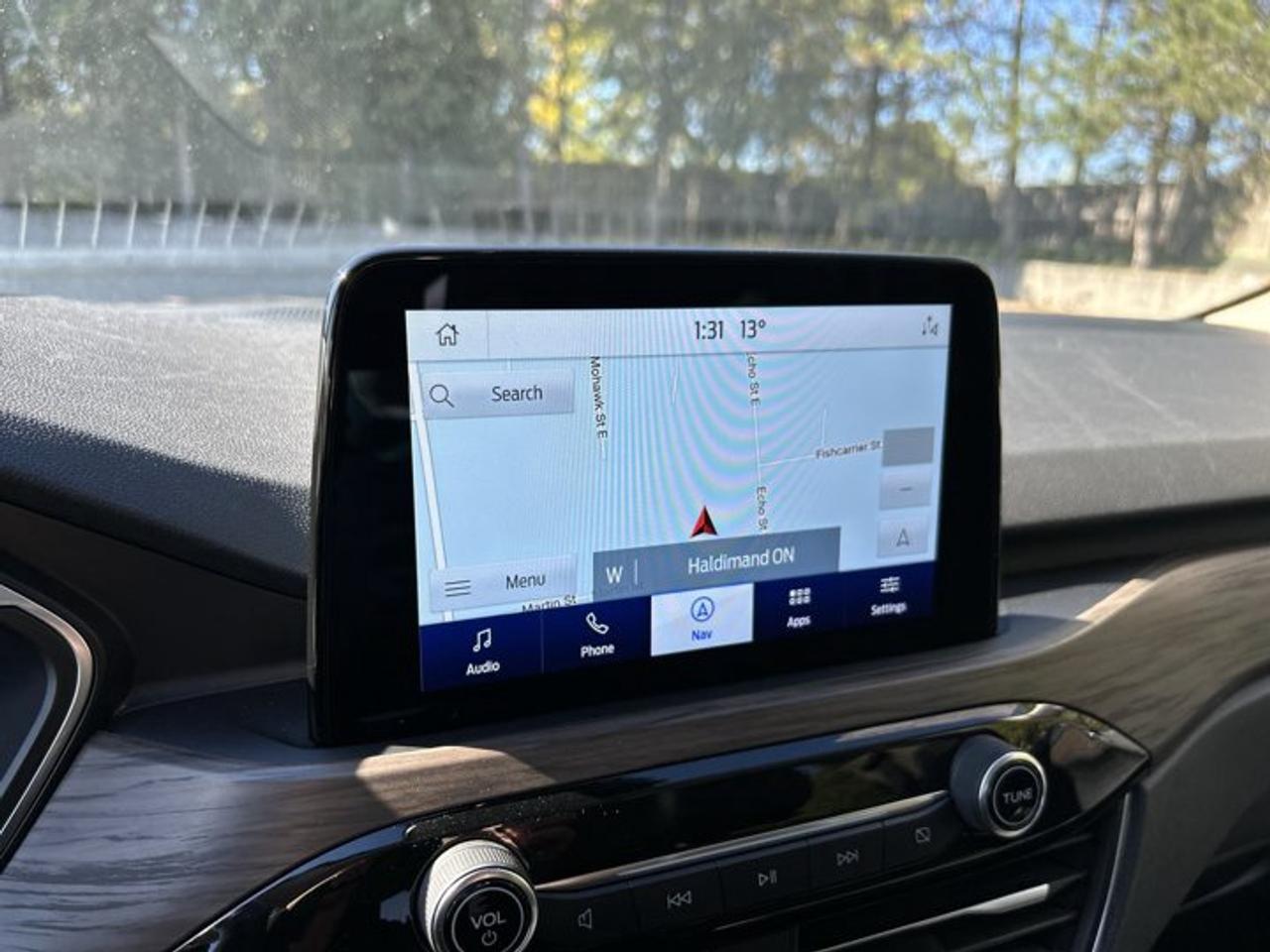 2020 Ford Escape Titanium Hybrid AWD | No Accidents | Pano. Sunroof | Leather Photo