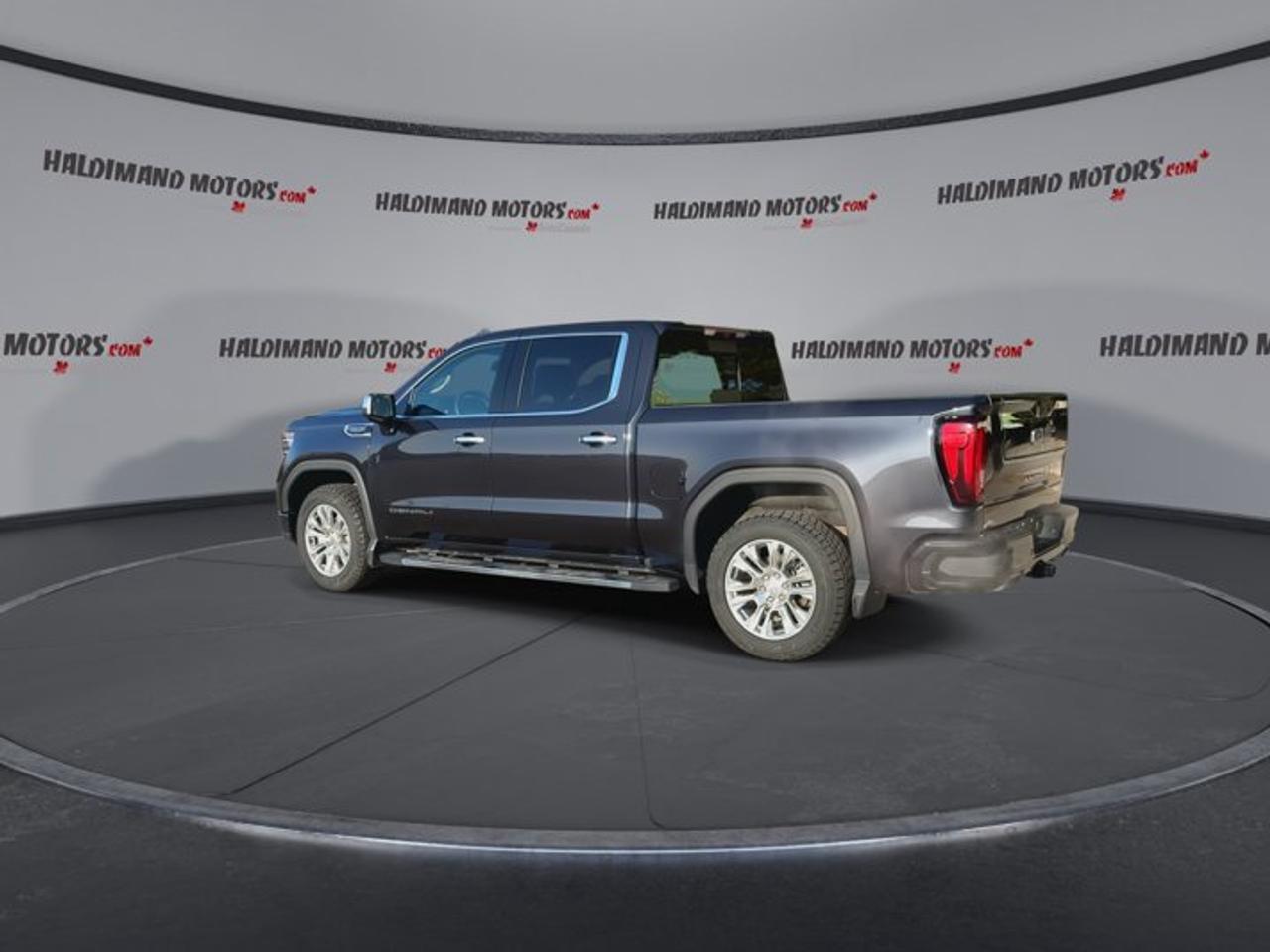 2023 GMC Sierra 1500 Denali Crew Cab 6' Box 4WD | No Accidents | Vent. Front Seats Photo