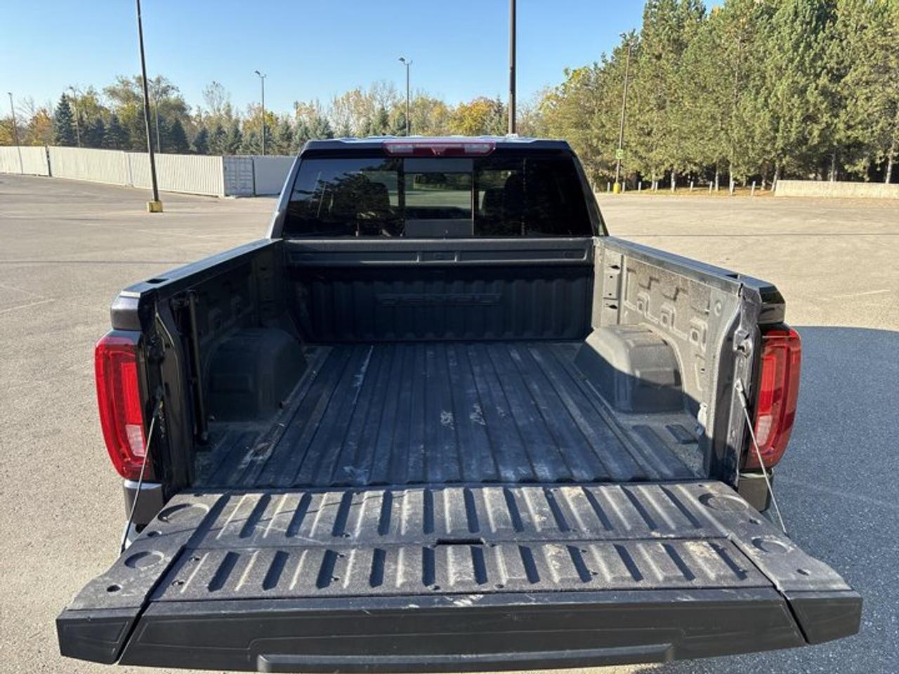 2023 GMC Sierra 1500 Denali Crew Cab 6' Box 4WD | No Accidents | Vent. Front Seats Photo